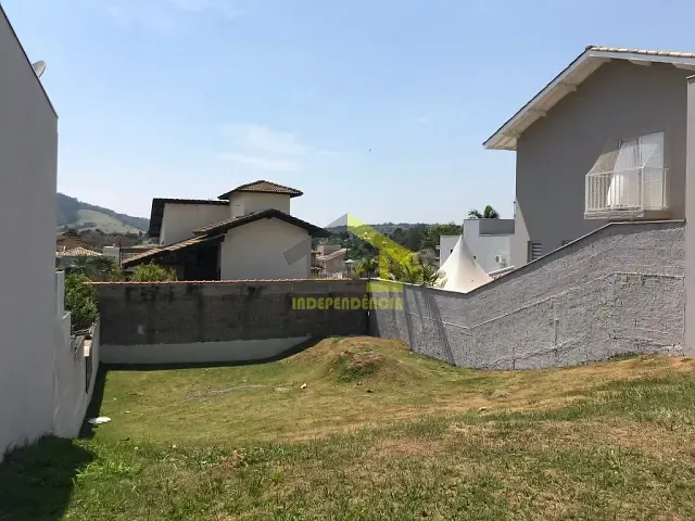 Terreno com 300m², à venda, no bairro Residencial Fazenda Serrinha em Itatiba