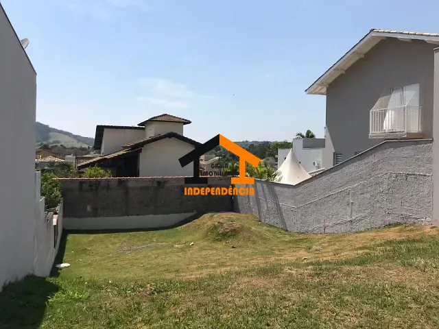 Terreno com 300m², à venda, no bairro Residencial Fazenda Serrinha em Itatiba