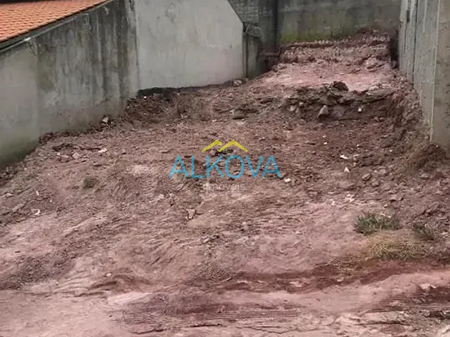 Terreno com 140m², à venda, no bairro Jardim Santa Júlia em São José dos Campos