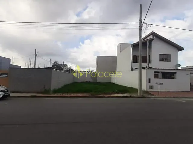Terreno com 200m², à venda, no bairro Res. Santa Clara em Pindamonhangaba