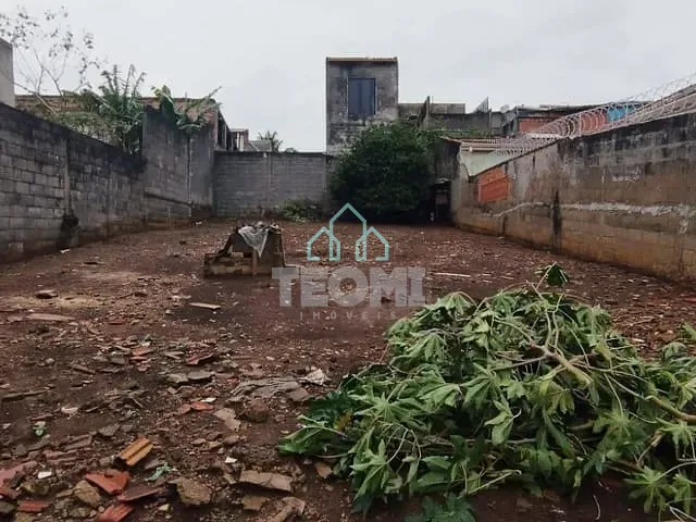 Terreno com 250m², à venda, no bairro Jardim Sandra Maria em Taubaté