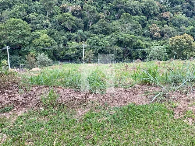 Terreno com 1122m², à venda, no bairro Serra dos Lagos (Jordanésia) em Cajamar