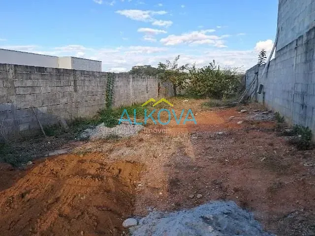 Terreno com 175m², à venda, no bairro Recanto dos Eucaliptos em São José dos Campos
