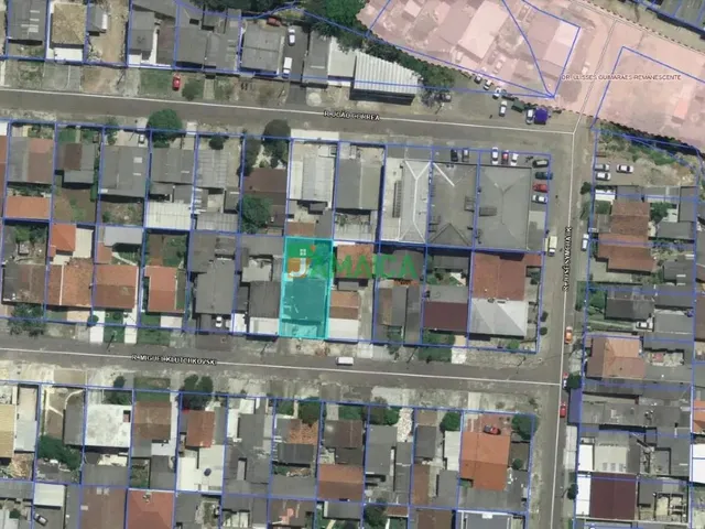 Terreno à venda, no bairro PINHEIRINHO em Curitiba