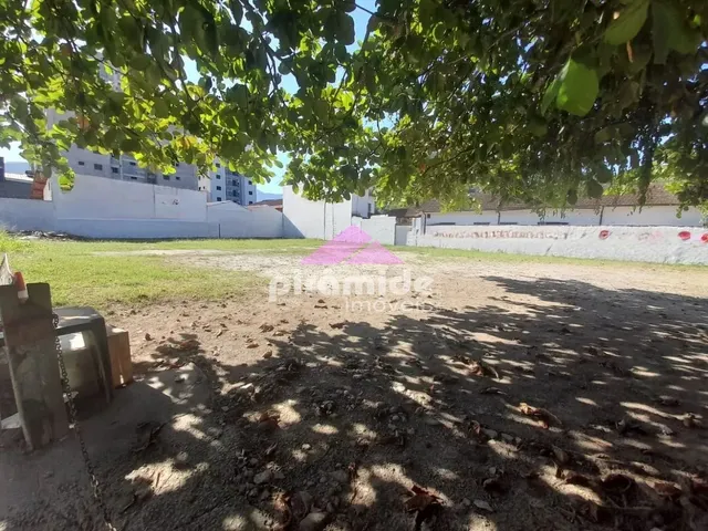 Terreno com 1050m², à venda, no bairro Martim de Sá em Caraguatatuba