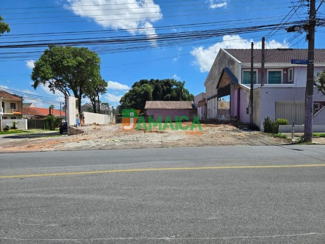Terreno à venda, no bairro Uberaba em Curitiba