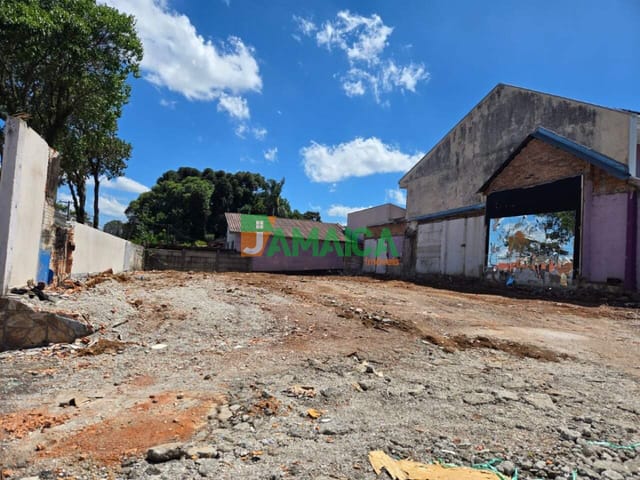 Terreno à venda, no bairro Uberaba em Curitiba