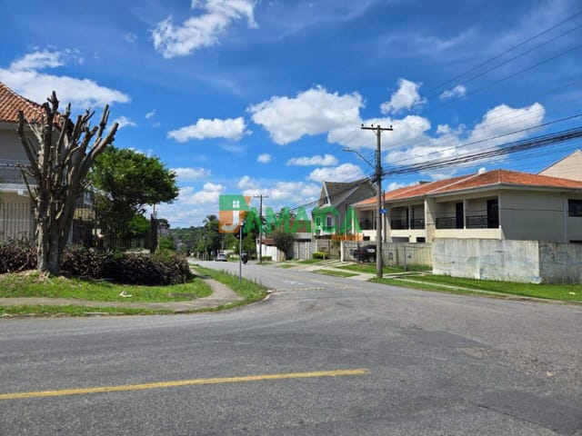 Terreno à venda, no bairro Uberaba em Curitiba