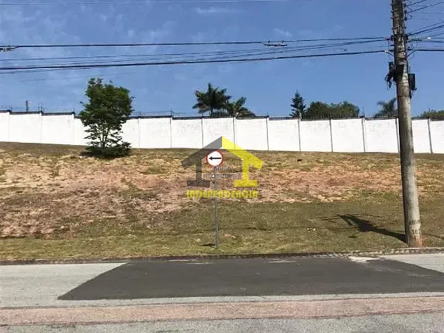Terreno com 374m², à venda, no bairro Residencial Fazenda Serrinha em Itatiba