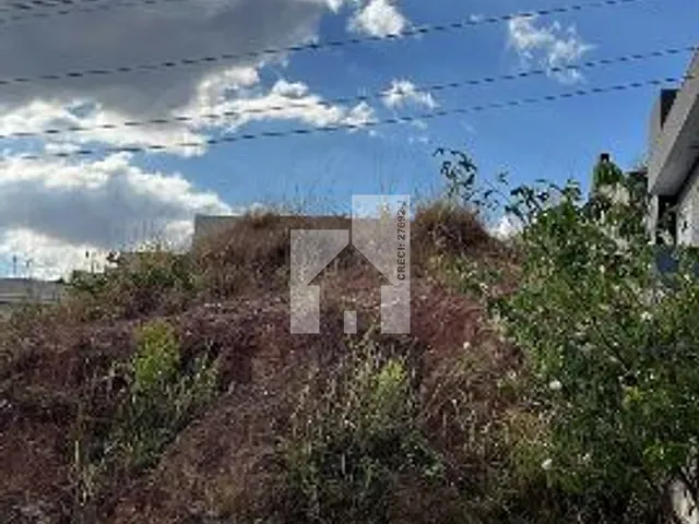 Terreno com 300m², à venda, no bairro Chácaras Aracary em Várzea Paulista