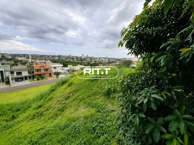 Terreno com 341m², à venda, no bairro Jardim Monte Verde em Valinhos