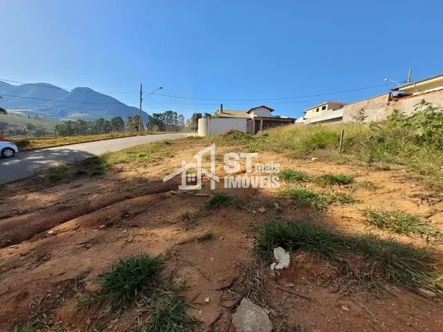 Terreno com 219m², à venda, no bairro Portal da Mantiqueira em Andradas