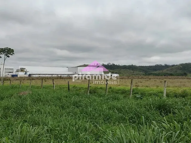 Terreno com 20000m², à venda, no bairro Jardim Emília em Jacareí