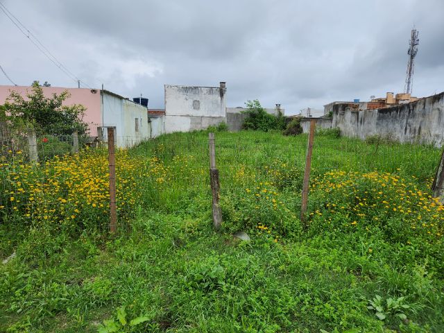 Terreno com 240m², à venda, no bairro Três Vendas em Pelotas