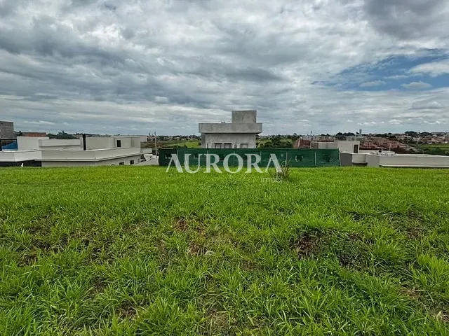 Terreno com 256m², à venda, no bairro Jardim Morumbi em Londrina