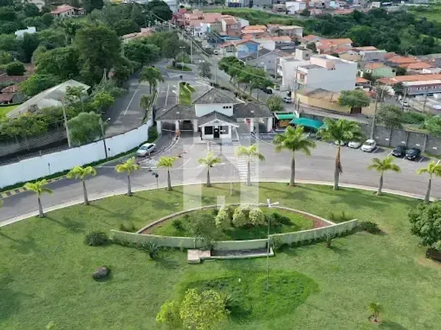 Terreno com 304m², à venda, no bairro Residencial Fazenda Serrinha em Itatiba