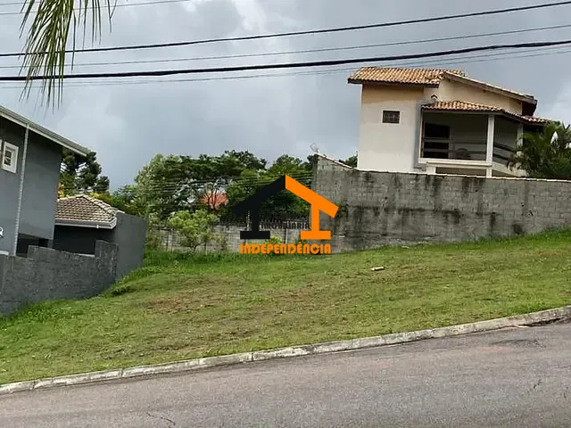 Terreno com 360m², à venda, no bairro Residencial Fazenda Serrinha em Itatiba