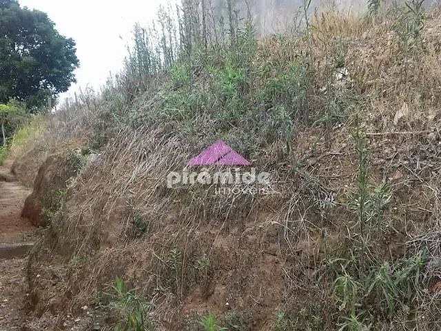 Terreno com 223m², à venda, no bairro Vila Dirce em São José Dos Campos