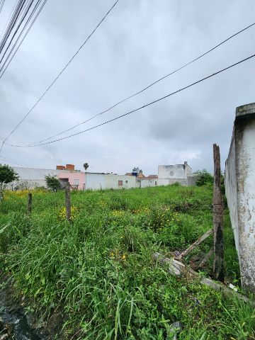 Terreno com 240m², à venda, no bairro Três Vendas em Pelotas