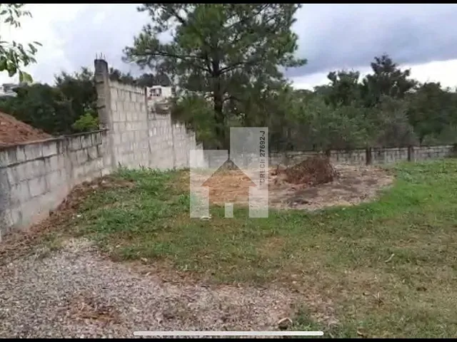 Terreno com 250m², à venda, no bairro Centro (Jacaré) em Cabreúva