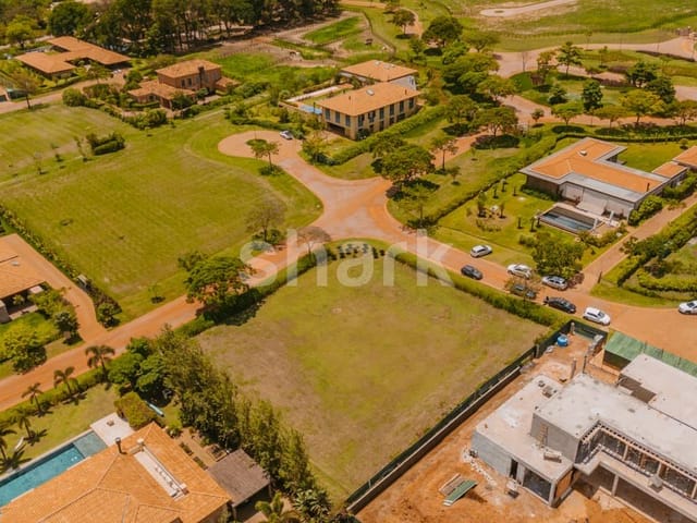 Terreno com 1817m², à venda, no bairro Fazenda Santo Antonio - Haras Larissa em Monte Mor