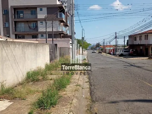 Terreno com 440m², à venda, no bairro Uvaranas em Ponta Grossa
