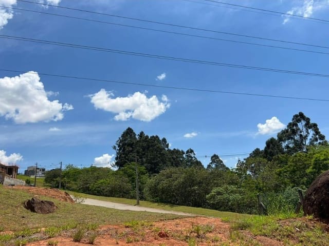 Terreno com 455m², à venda, no bairro Condomínio Residencial Campos do Conde em Bragança Paulista