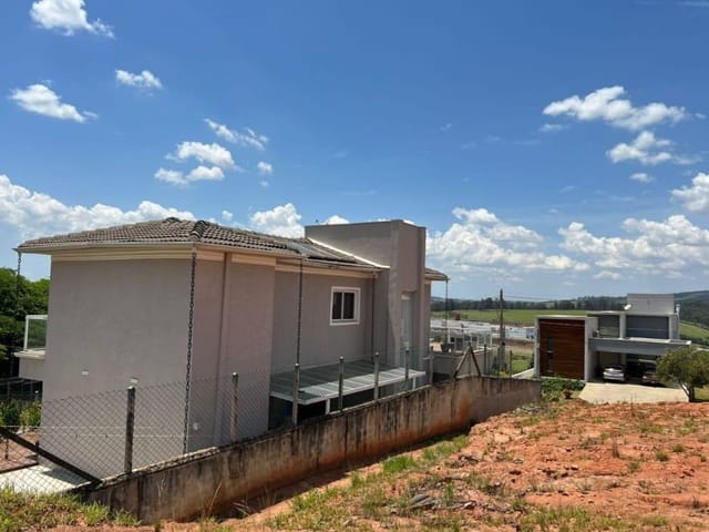 Terreno com 455m², à venda, no bairro Condomínio Residencial Campos do Conde em Bragança Paulista