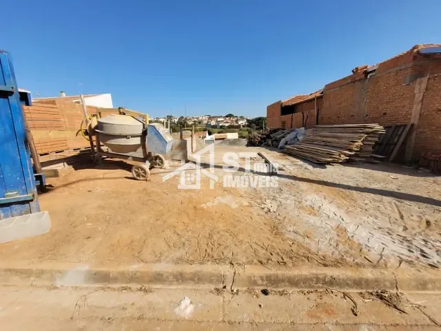 Terreno com 200m², à venda, no bairro Portal da Mantiqueira em Andradas