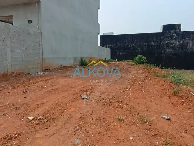 Terreno com 200m², à venda, no bairro Santa Cecilia II em São José dos Campos