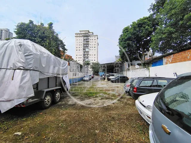 Terreno com 720m², à venda, no bairro Santo Amaro em São Paulo