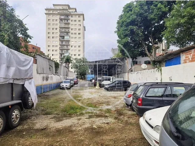 Terreno com 720m², à venda, no bairro Santo Amaro em São Paulo