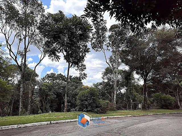 Terreno com 1575m², à venda, no bairro Vila de São Fernando em Cotia