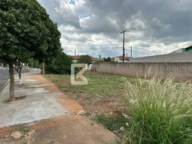 Terreno com 258m², à venda, no bairro Jardim Regina em Indaiatuba