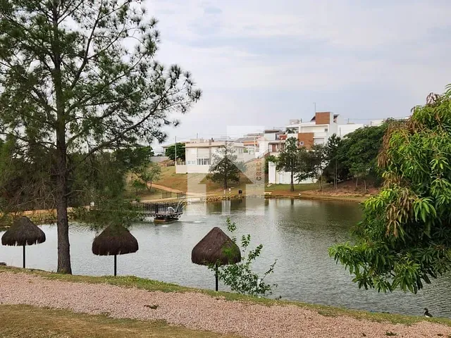Terreno com 317m², à venda, no bairro Centro (Jacaré) em Cabreúva