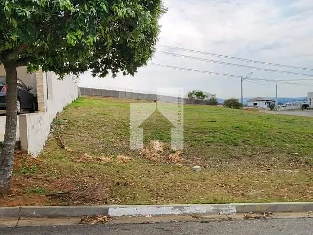 Terreno com 300m², à venda, no bairro Centro (Jacaré) em Cabreúva