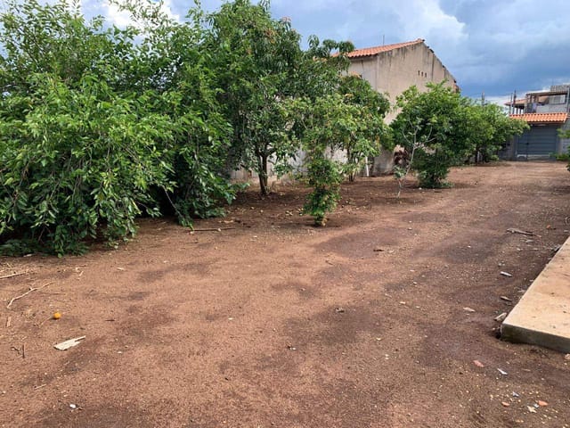 Terreno com 734m², à venda, no bairro Chácara Julieta Cristina em Bragança Paulista