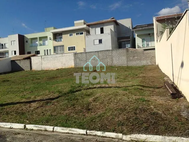 Terreno com 250m², à venda, no bairro Jardim Independência em Taubaté