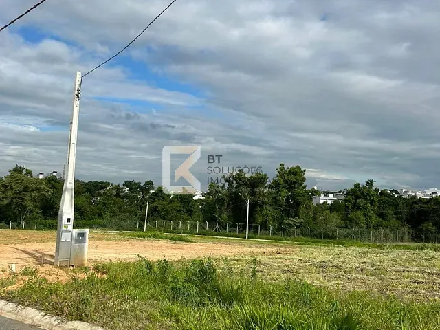 Terreno com 300m², à venda, no bairro Altos da Bela Vista em Indaiatuba