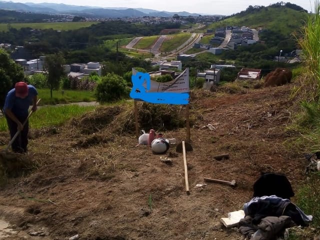 Terreno com 140m², à venda, no bairro Condomínio Villa Verde Bragança em Bragança Paulista