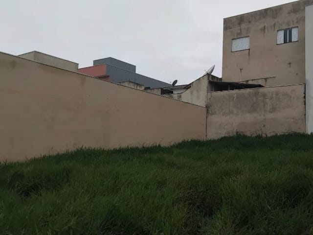 Terreno com 140m², à venda, no bairro Residencial Quinta dos Vinhedos em Bragança Paulista