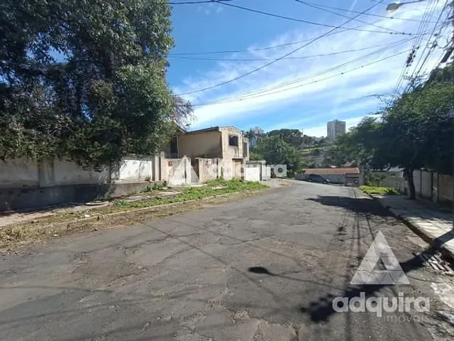 Terreno à venda, no bairro Centro em Ponta Grossa
