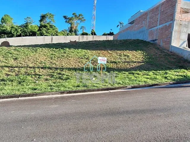 Terreno com 406m², à venda, no bairro Granjas Rurais Reunidas São Judas Tadeu em Taubaté