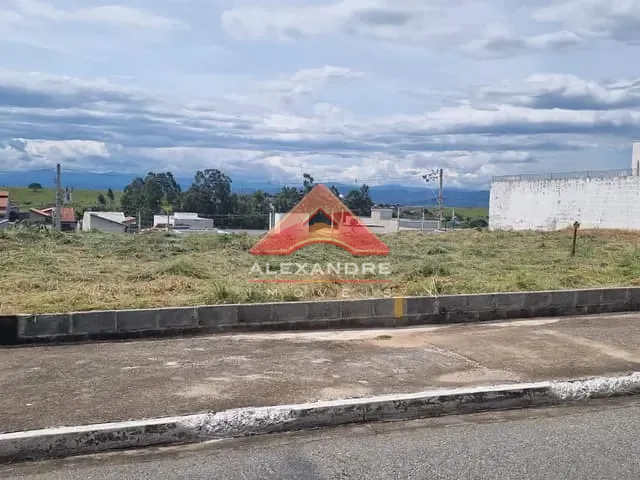 Terreno com 600m², à venda, no bairro Portal Santa Inês em São José dos Campos