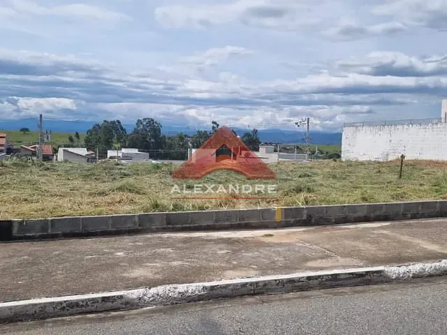 Terreno com 600m², à venda, no bairro Portal Santa Inês em São José dos Campos