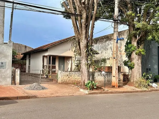 Terreno com 455m², à venda, no bairro Zona 06 em Maringá