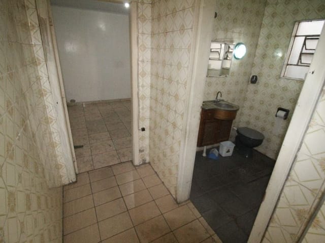Terreno com 198m², à venda, no bairro Centro em Carapicuíba