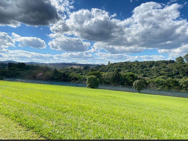 Terreno com 3174m², à venda, no bairro Condomínio Quinta da Baroneza II em Bragança Paulista