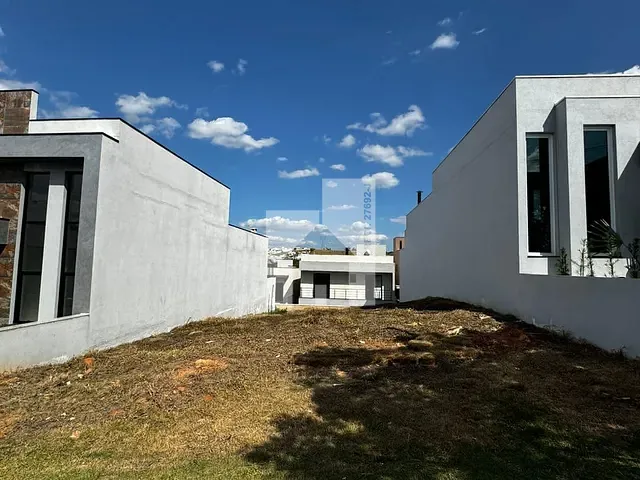 Terreno com 250m², à venda, no bairro Centro (Jacaré) em Cabreúva