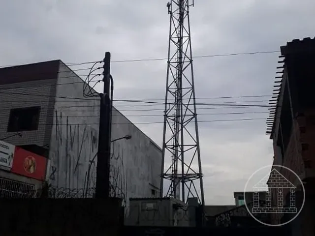 Terreno com 270m², à venda, no bairro Jardim Iporanga em São Paulo